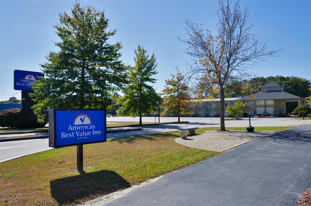 Center Street Value Inn Auburn Exterior photo